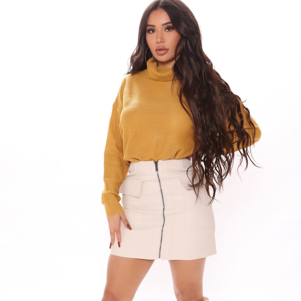 Fashion Nova‎ Beautiful Secret Faux Leather Mini Skirt - Cream, Size M, NWT
